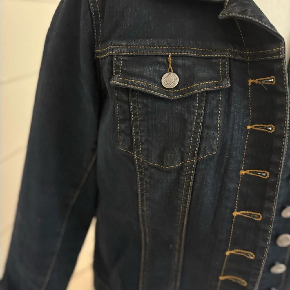 Dark Wash Denim Jacket with Classic Denim Style - Picture 3 of 8